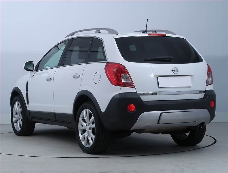 Opel Antara (2012) 2.2 CDTI, 4X4, Serv.kniha - fotka 4 z 17
