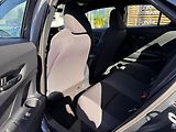 Toyota C-HR 2.0 Comfort, Plug-in hybrid - náhled 13