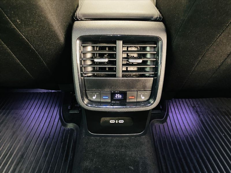 Škoda Octavia 2,0 TDI 110kW DSG SportLine - fotka 17 z 27