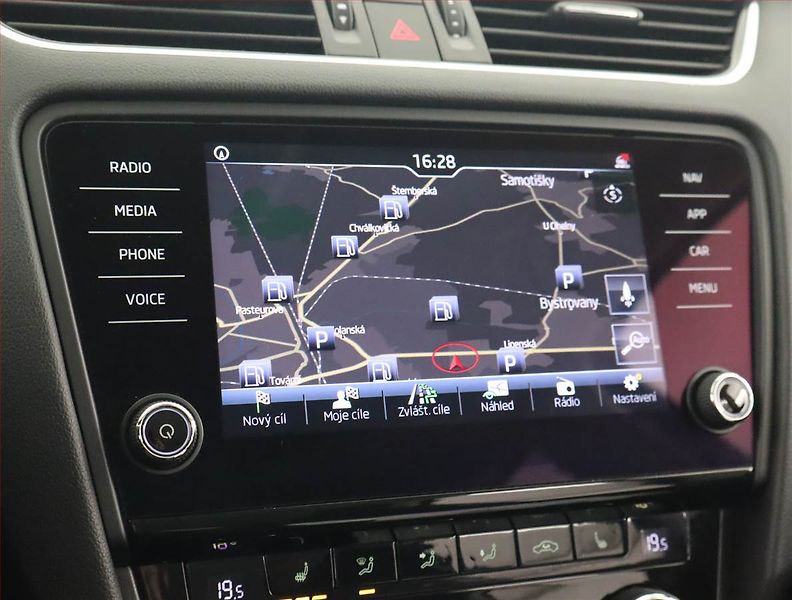Škoda Octavia (2017) Style 1.8 TSI, Serv.kniha - fotka 13 z 22