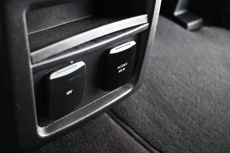 Ford S-MAX (2020) 2.0 LED SONY ACC 7 Míst Tažné - fotka 25 z 39