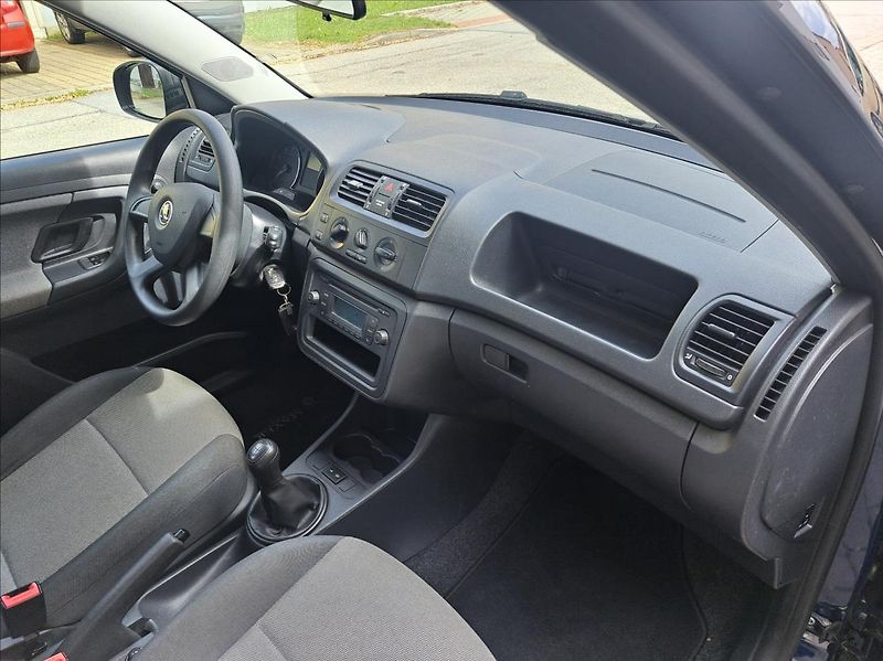 Škoda Fabia 1,2 HTP - fotka 41 z 47