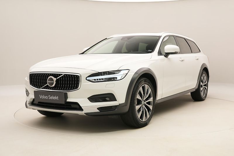 Volvo V90 CC B4 AWD PLUS AUT - fotka 1 z 56
