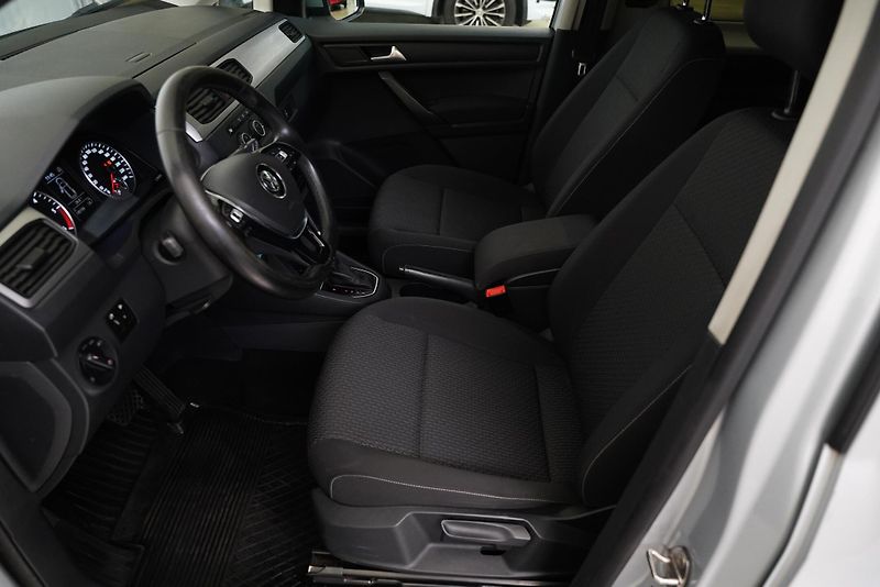 Volkswagen Caddy - fotka 11 z 28