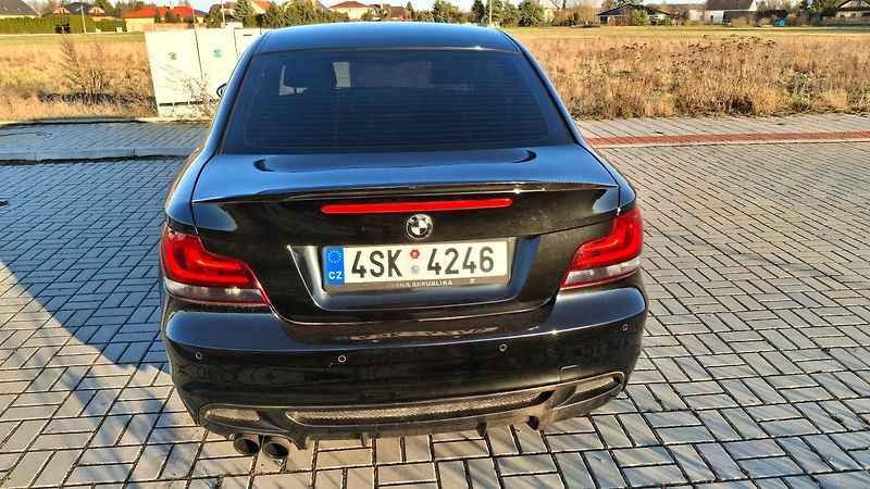 BMW Řada 1 135i e82 Mpacket - fotka 26 z 47