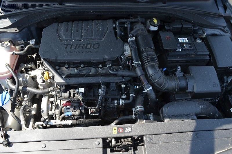 Hyundai i30 - fotka 13 z 16