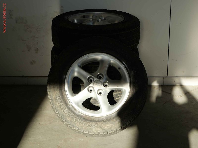 Hyundai ix35 (2010) 2.0 i, ČR, Klima - fotka 20 z 20