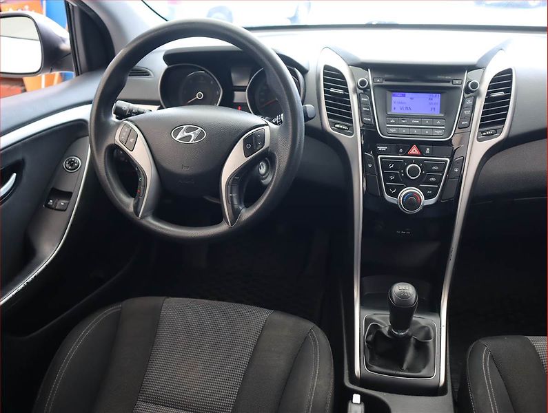 Hyundai i30 (2013) 1.6 CRDi, Serv.kniha - fotka 7 z 15