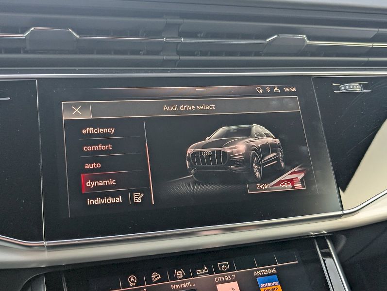 Audi Q8 (2019) 50 TDI / 210 kW Quattro tiptro - fotka 20 z 30