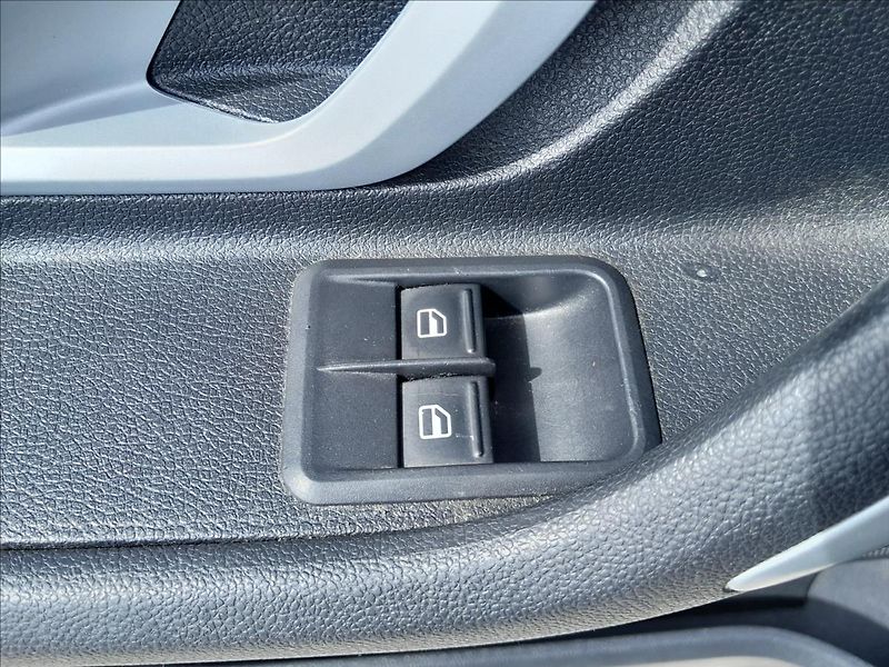 Škoda Fabia II 1.2 i 51kW KOMBI - fotka 18 z 53