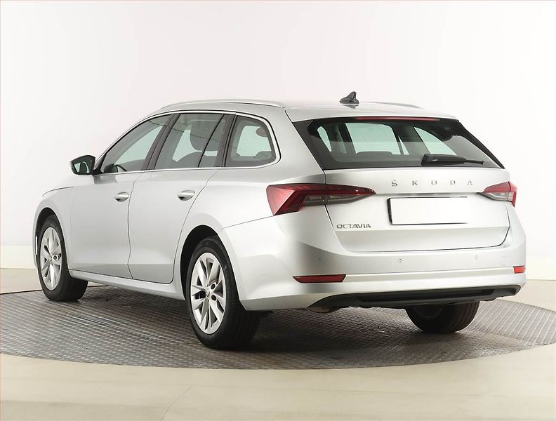 Škoda Octavia (2021) Style 2.0 TDI, Automat - fotka 4 z 31