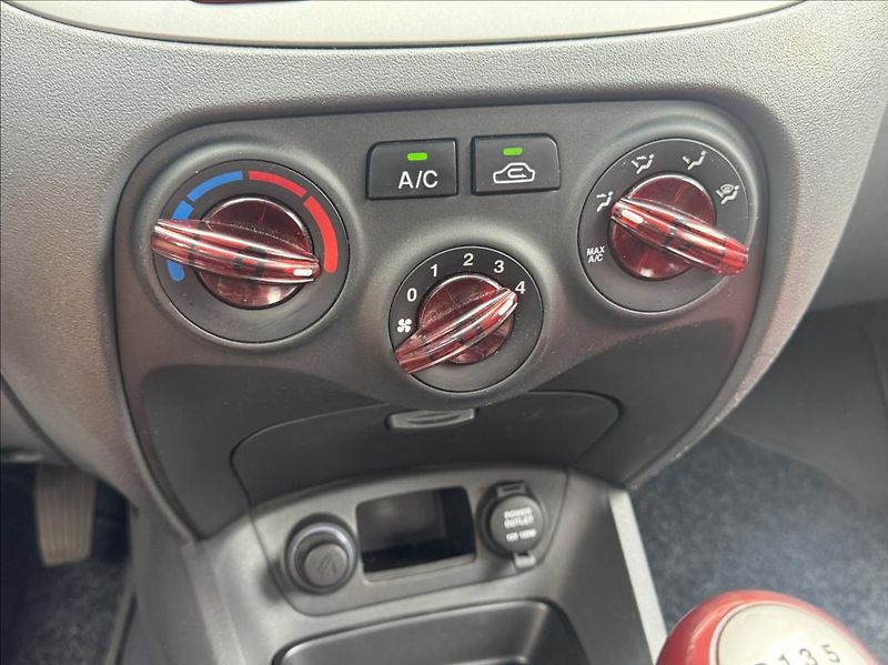 Kia Rio 1,4 i,klima - fotka 17 z 19