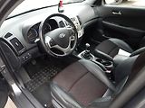 Hyundai i30 1.6 CRdi 85kw ,klima  OK - náhled 11