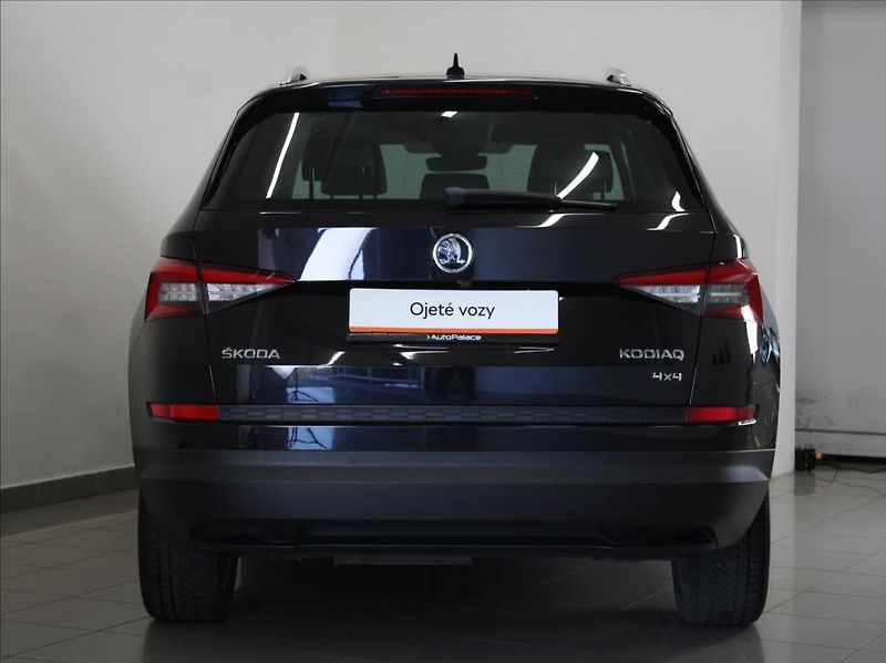 Škoda Kodiaq 2,0 TDI 140kW DSG 4x4 Style DP - fotka 4 z 29