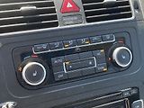 Volkswagen Touran 2.0TDi, Highline, tažné + kola - náhled 11