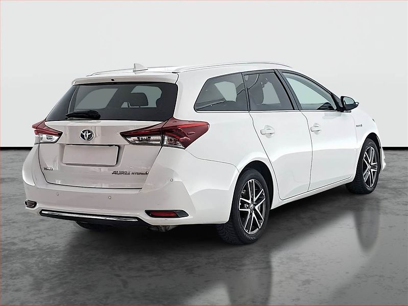 Toyota Auris (2015) Hybrid, Automat, Kůže - fotka 5 z 22