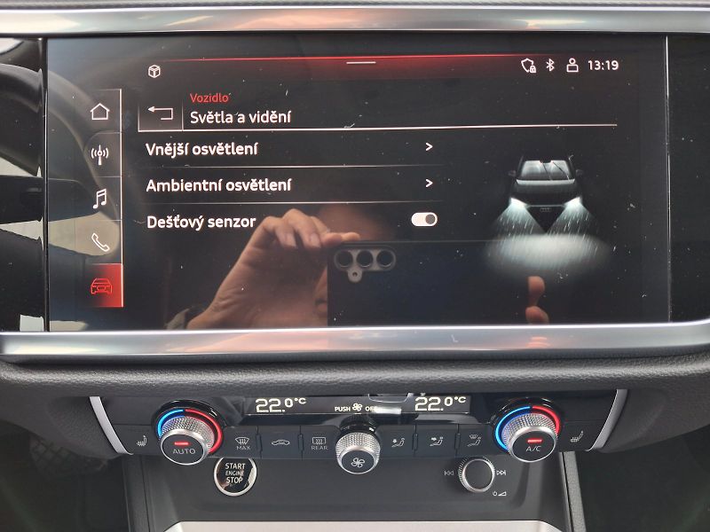 Audi Q3 (2024) Advanced S-Tronic 1,5TFSi 110k - fotka 26 z 35
