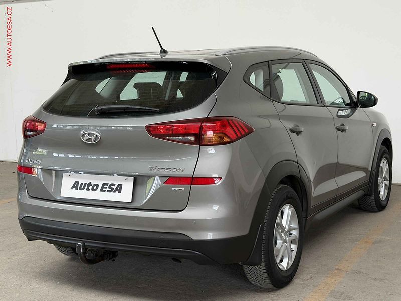 Hyundai Tucson (2019) 1.6 CRDi 4x4, 2.maj,ČR, AC - fotka 4 z 17
