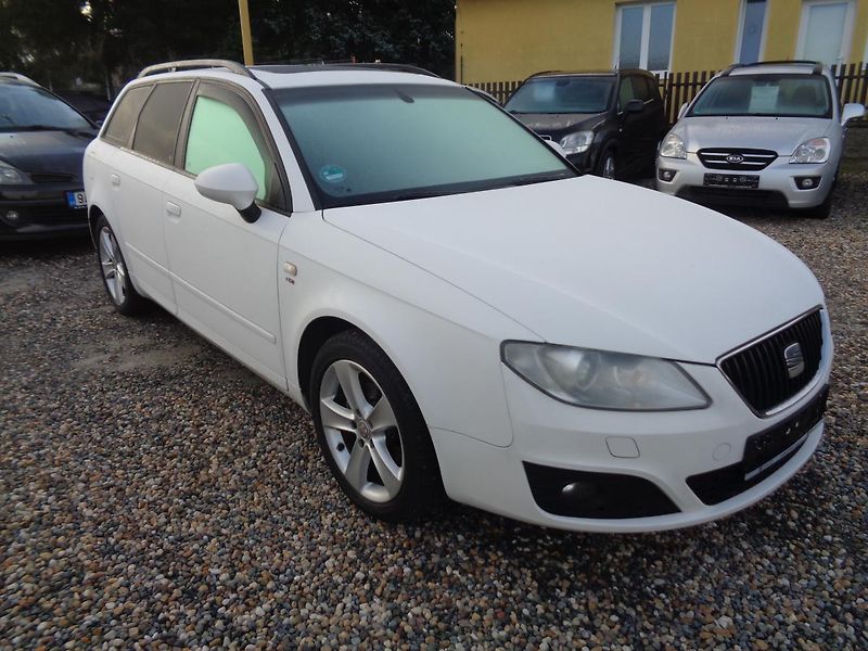 Seat Exeo 2,0 TDI - fotka 1 z 17