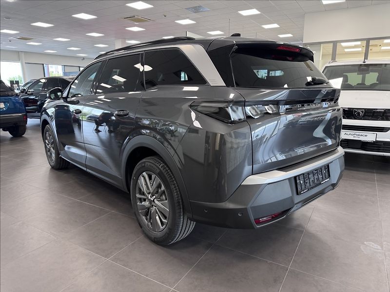 Peugeot 5008 (2025) 1,2 ALLURE Hybrid 145 e-DCS6 5 - fotka 3 z 4