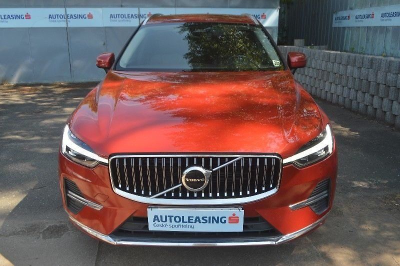 Volvo XC60 D4 AWD 2.4 INSCRIPTION (automa - fotka 28 z 28