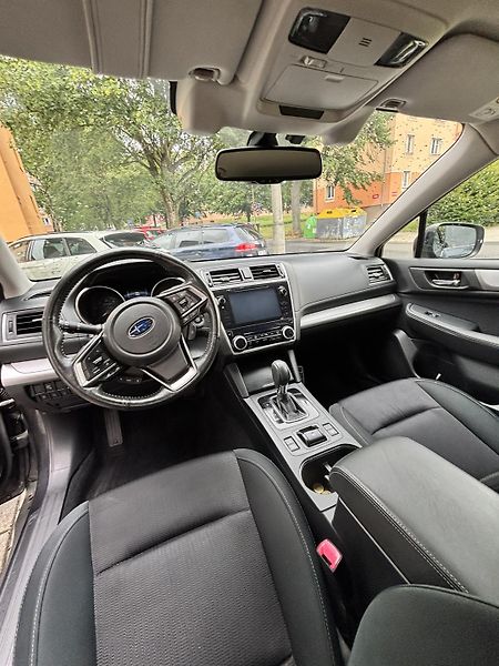 Subaru Outback (2018) 2,5 i Active 4x4 - fotka 12 z 13