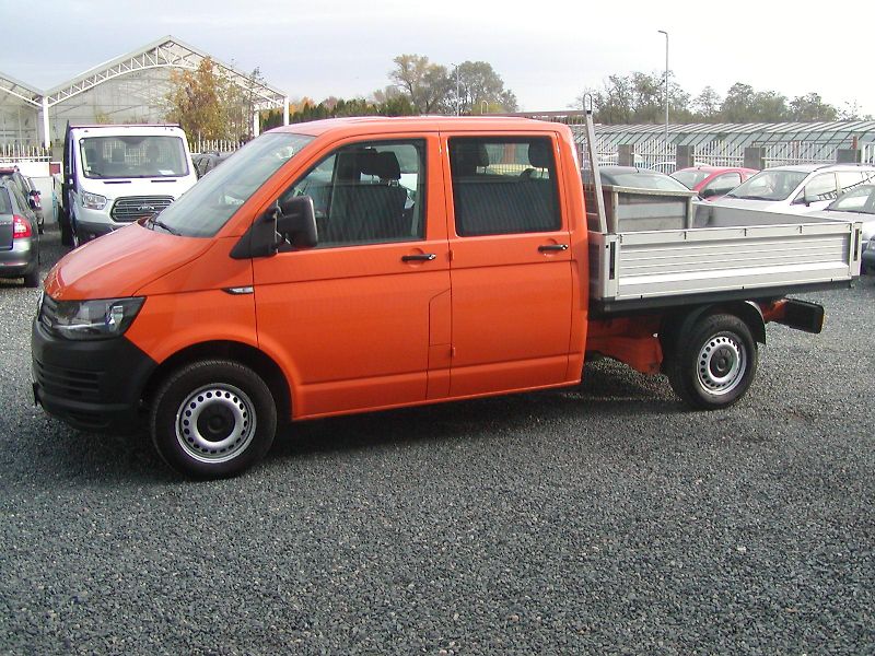Volkswagen Transporter (2019) 2.0TDCi, TEMP,KLIMA,VÝB STAV - fotka 2 z 69