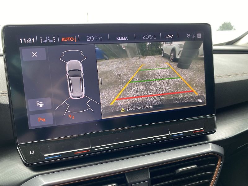 Cupra Formentor (2024) 1.5 TSI DSG - fotka 12 z 37