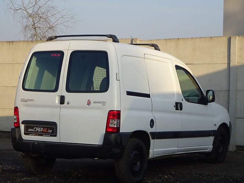 Peugeot Partner 'Ranch' 1,4 i 55kW BEZ KOROZE - fotka 22 z 29