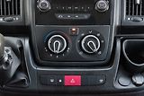 Peugeot Boxer 2.0 BlueHDi 7.MÍST*TAŽNÉ*ČR* - náhled 17