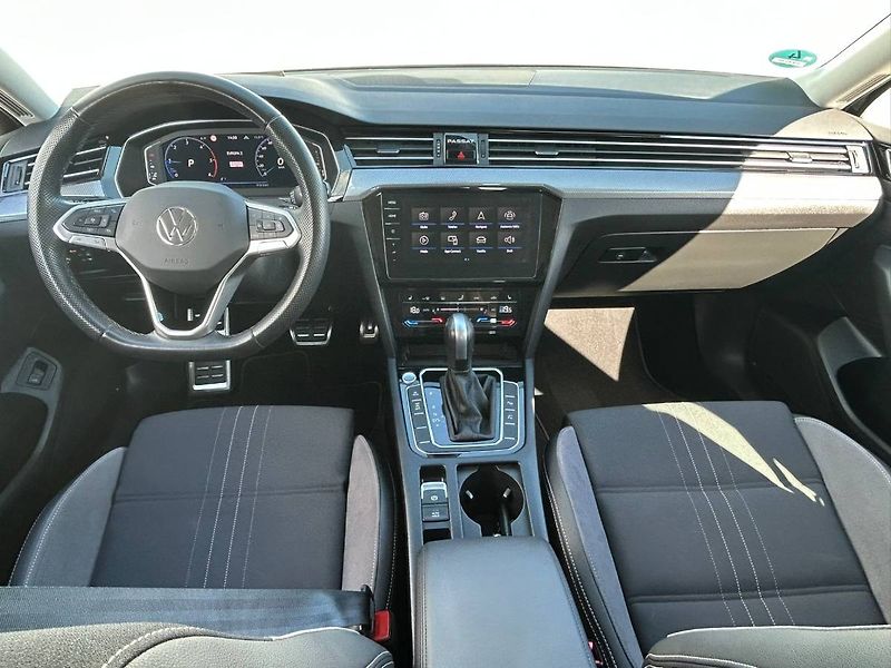 Volkswagen Passat (2022) 2.0 TDI 147kW Head Up Matrix - fotka 5 z 30