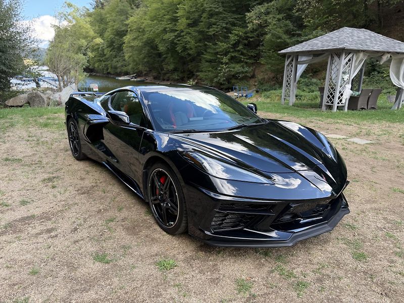 Chevrolet Corvette (2021) Z51-LIFT-CARBON-VZDUCH-TOP- - fotografie inzerátu