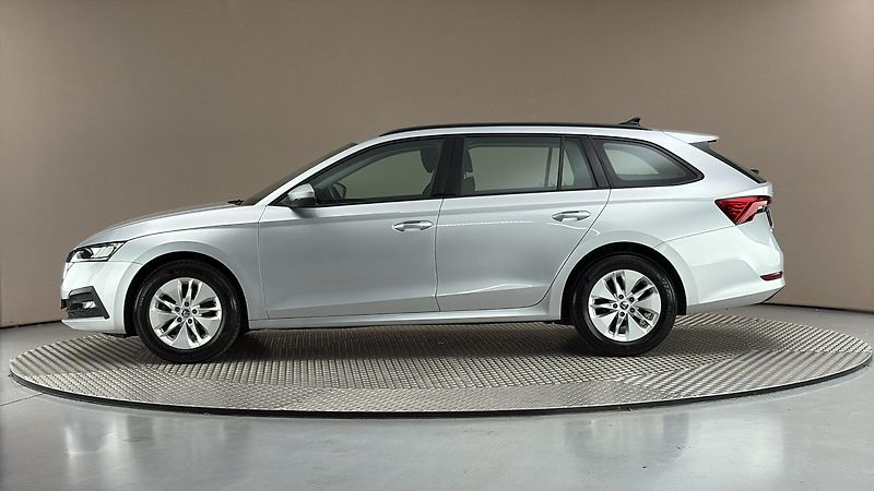 Škoda Octavia 2.0 TDI Ambition Combi - fotka 4 z 24