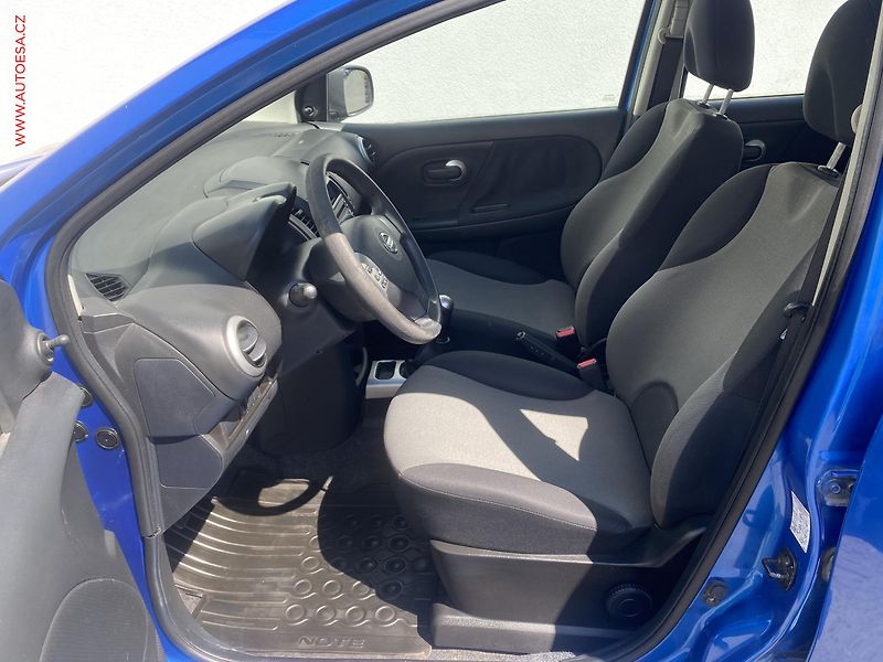 Nissan Note (2010) 1.4i, ČR, AC - fotka 9 z 13