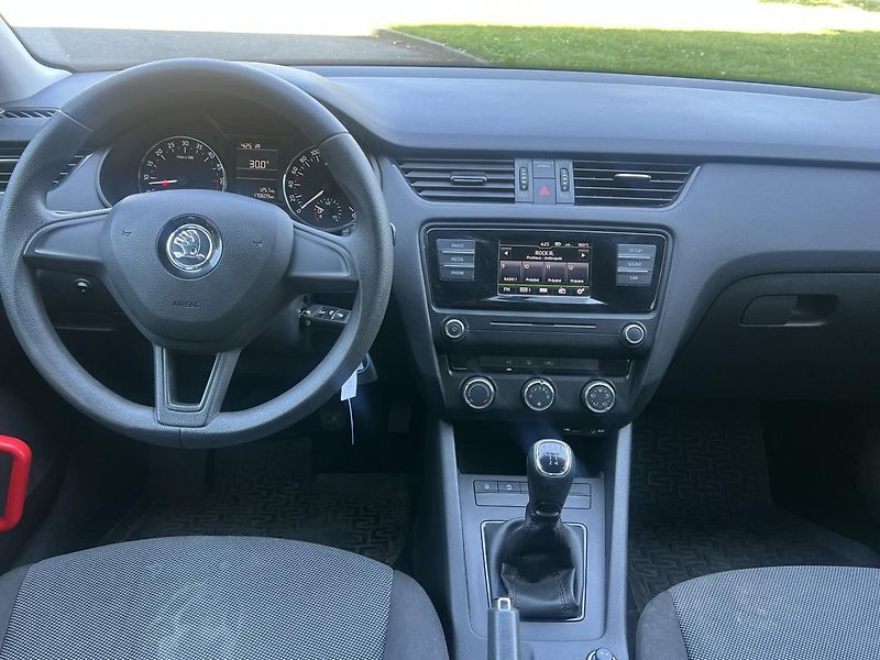 Škoda Octavia (2016)  Liftback 1.6TDi, ČR - fotka 6 z 10