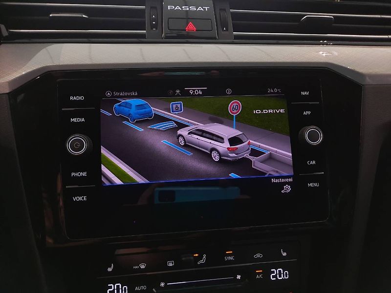 Volkswagen Passat Variant (2022) 2.0 TDI (110kW/150k) DSG, Busi - fotka 16 z 28