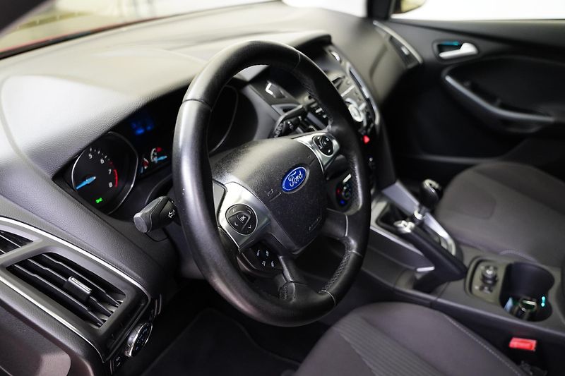 Ford Focus - fotka 14 z 24