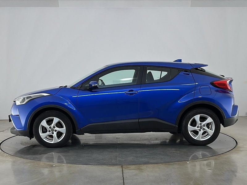Toyota C-HR Active - fotka 3 z 27