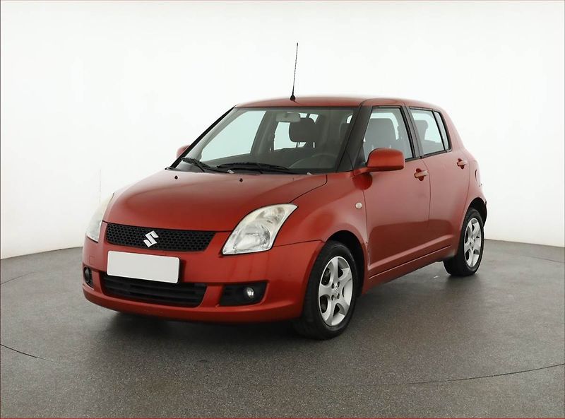 Suzuki Swift (2010) 1.3 i, Serv.kniha, po STK - fotka 2 z 13