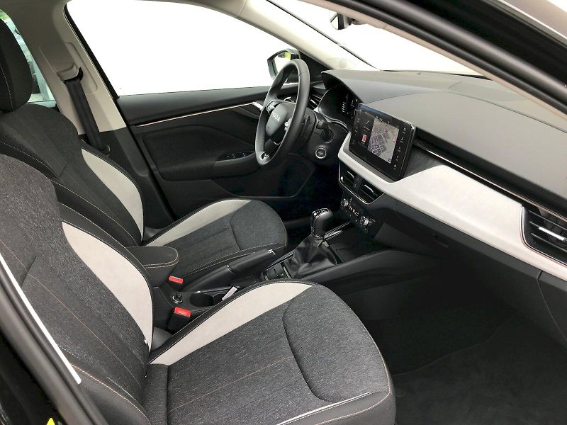 Škoda Kamiq (2025) SELEC TSI 110/1.5 A7F - fotka 13 z 29