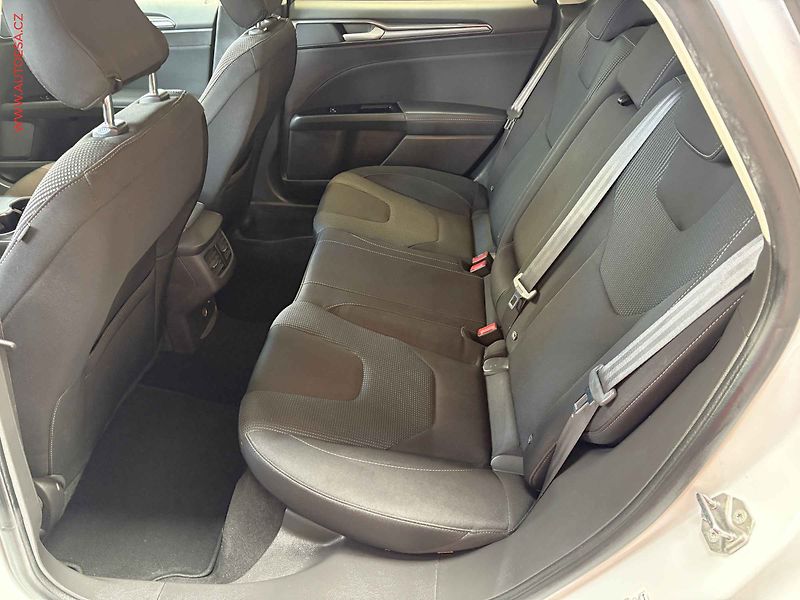 Ford Mondeo (2019) 1.5T, 2.maj,ČR, LED, výhřev - fotka 10 z 17