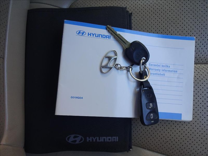 Hyundai Santa Fe 2.2 CRDI 114kW 4x4 AUTOMAT - fotka 48 z 55
