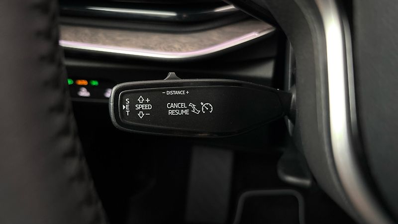 Škoda Superb 2.0 TDI DSG 4x4 L&K - fotka 14 z 35
