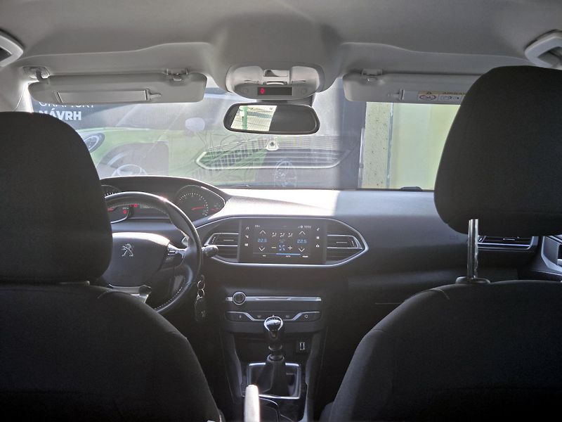 Peugeot 308 bHDi ČR, *SERV.KNÍŽKA*         - fotka 15 z 40