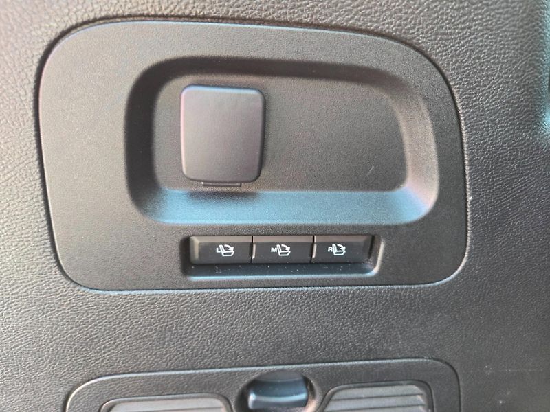 Ford S-MAX (2021) Titanium 2,0 nafta 110kw/150PS - fotka 18 z 22