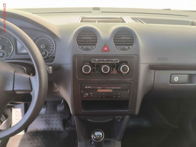 Volkswagen Caddy (2013) 1.6TDi MAXi, AC, +kola - fotka 12 z 19