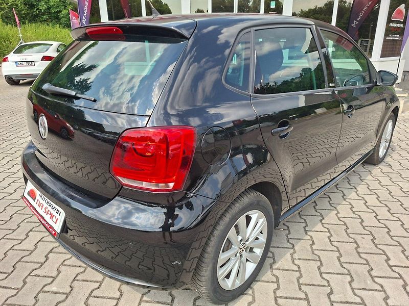 Volkswagen Polo (2012) 1.4i 63kW STYLE -VÝBAVA! - fotka 8 z 37