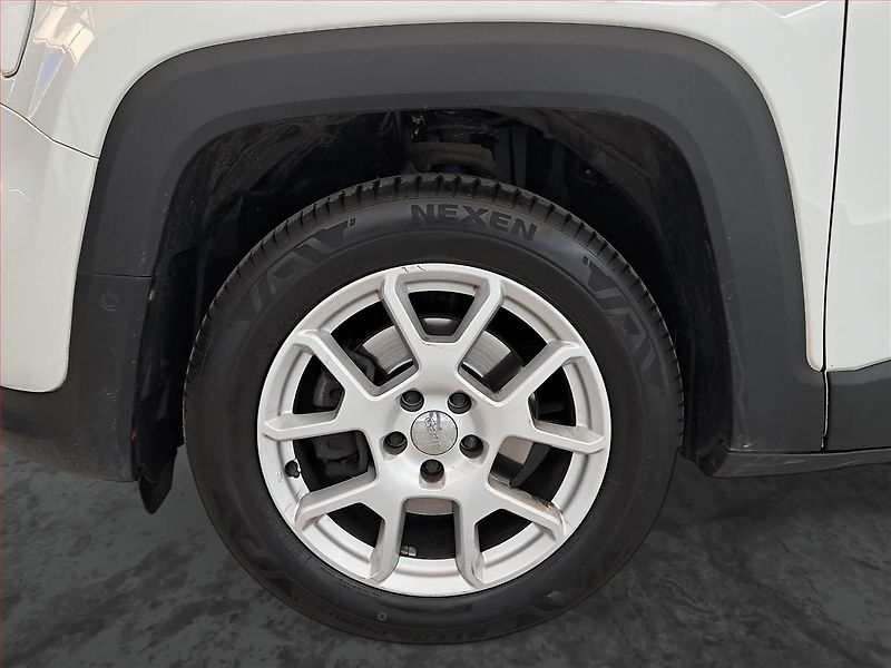 Jeep Renegade (2019) 1.0 T-GDI, Serv.kniha - fotka 15 z 18