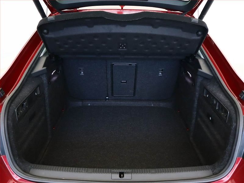 Škoda Superb (2021) Style 2.0 TSI - fotka 12 z 20