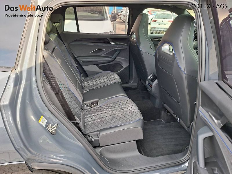 Volkswagen Tayron (2025) R-LINE,2.0 TDI,142kW,4x4,Záruk - fotka 16 z 36